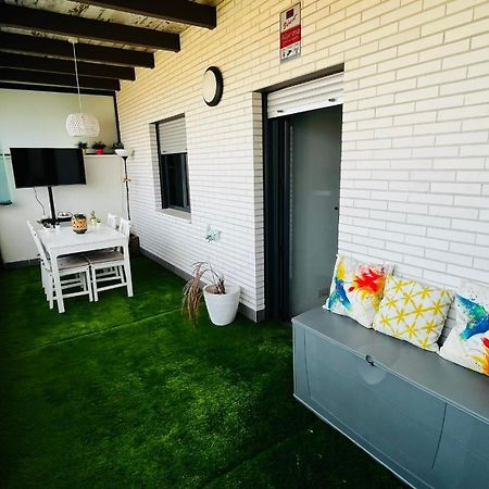 Atico Con Piscina Y Vistas Al Mar Habitat Litoral Apartment Malaga Bagian luar foto