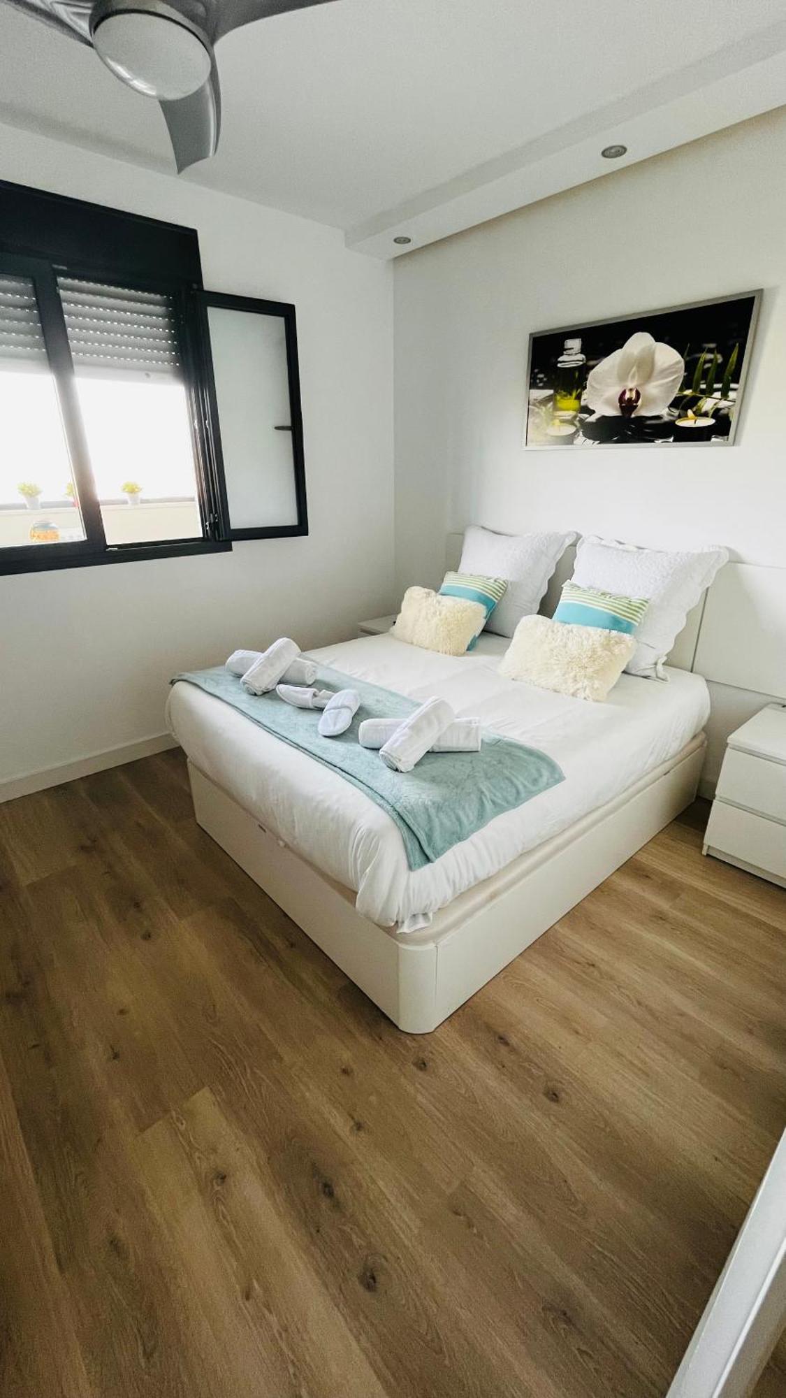 Atico Con Piscina Y Vistas Al Mar Habitat Litoral Apartment Malaga Bagian luar foto